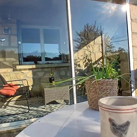 Chez Lulu Grand Cote Jardin Avec Veranda Apartament Saint-Sernin (Ardeche)